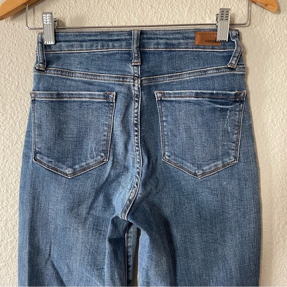 RSQ Vintage Mom Jeans Women’s 24 Blue Medium Wash Ripped Distressed Stretch - Picture 11 of 16